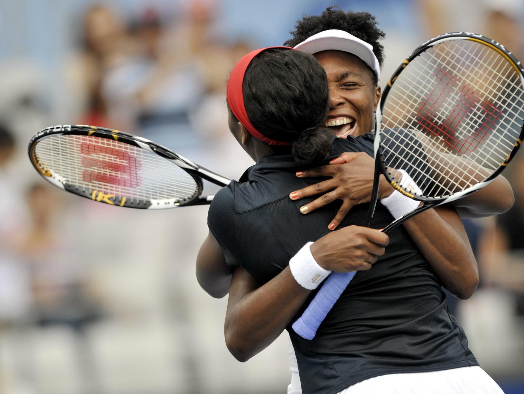 It's a grand slam for Shares as it scores Serena and Venus Williams as ambassadors
