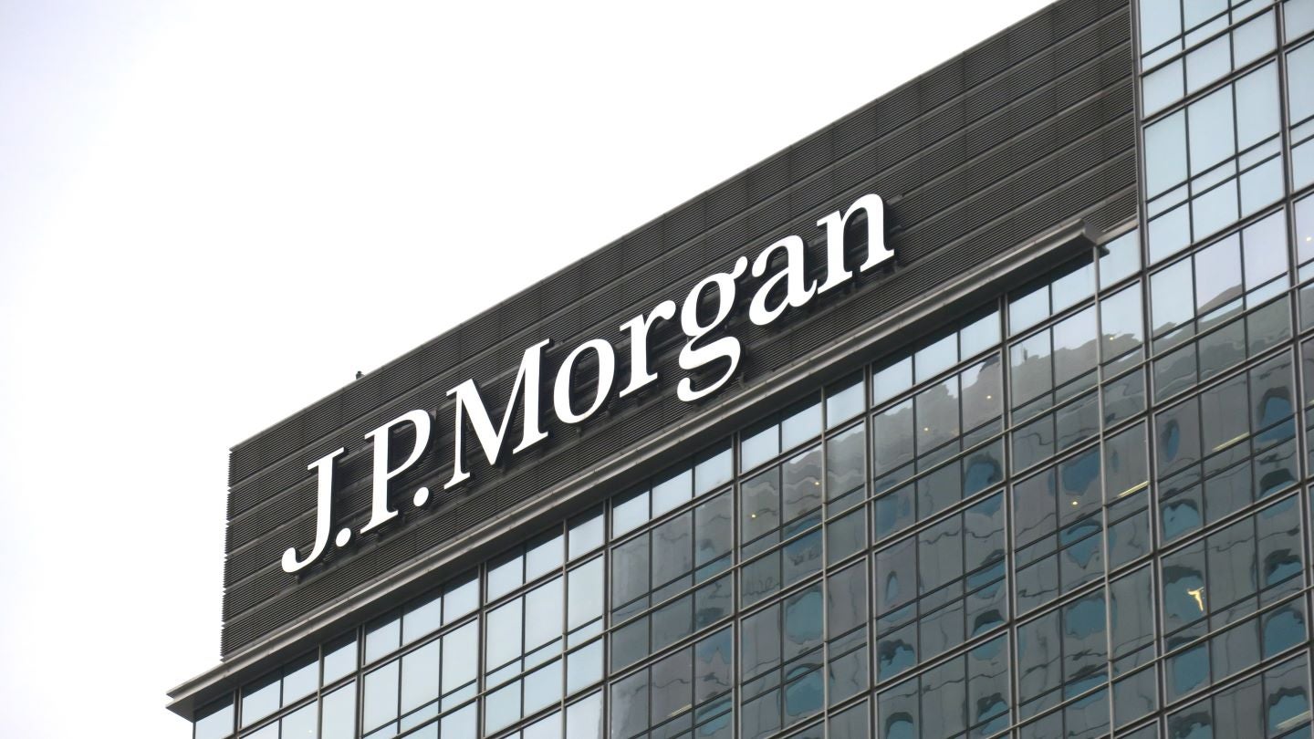 JPMorgan nears deal to take over Apple’s credit card portfolio – report